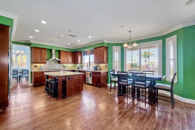 MLS #250035670SD image #23