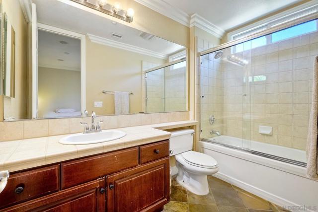 MLS #250035670SD image #28