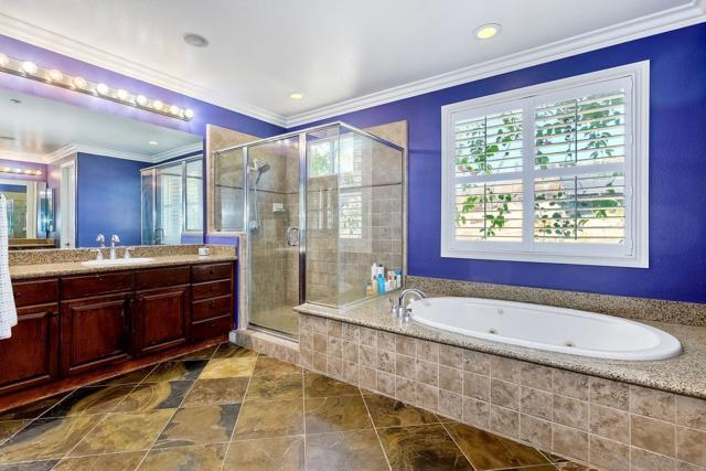 MLS #250035670SD image #32