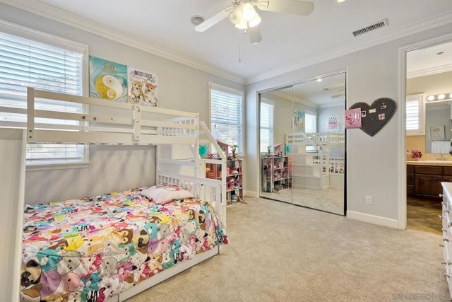 MLS #250035670SD image #36