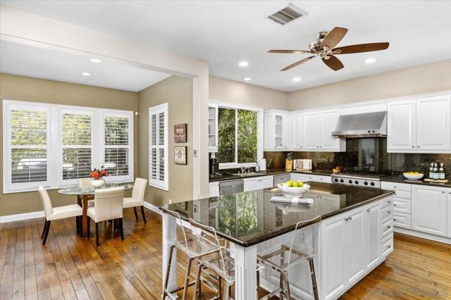 MLS #250035730SD image #14