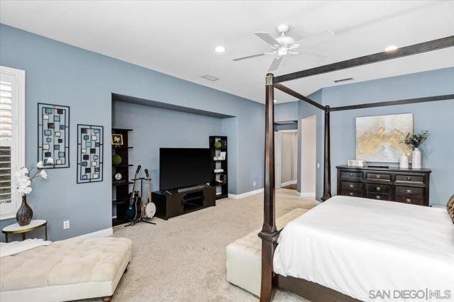 MLS #250035730SD image #34