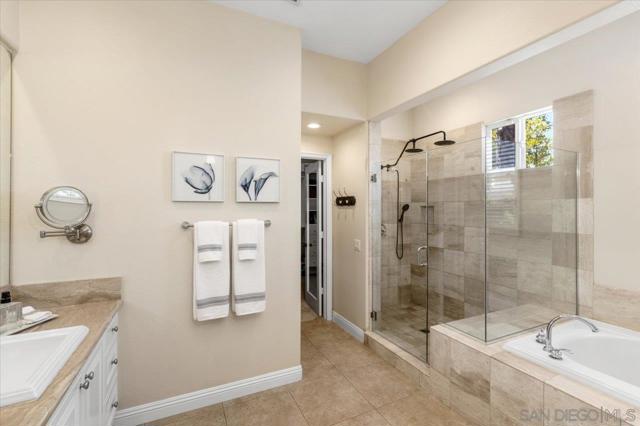 MLS #250035730SD image #36