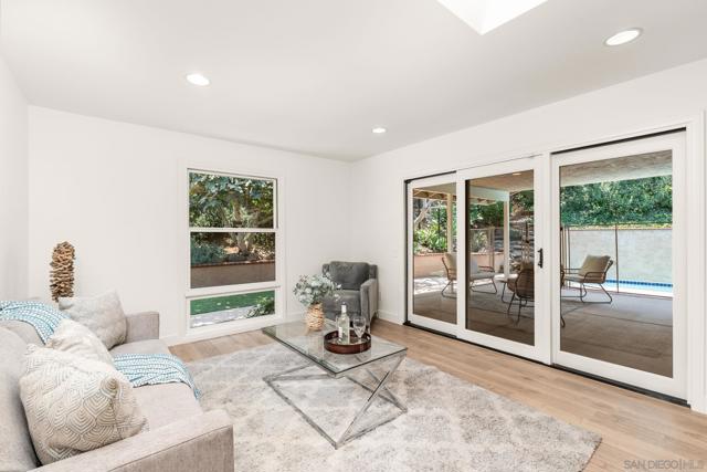 MLS #250035779SD image #11