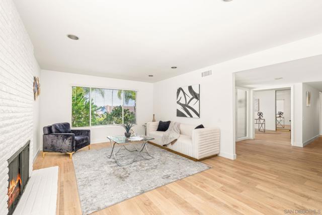 MLS #250035779SD image #16