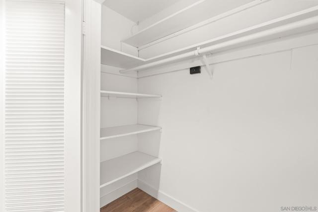 MLS #250035779SD image #34
