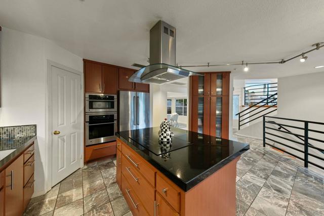 MLS #250035855SD image #17