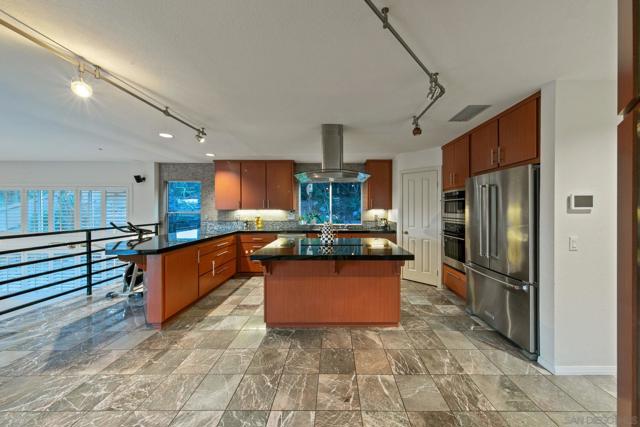 MLS #250035855SD image #21