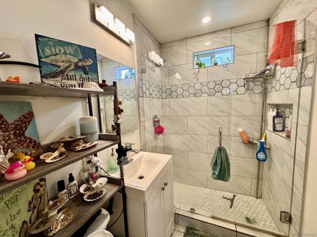 MLS #250035881SD image #12