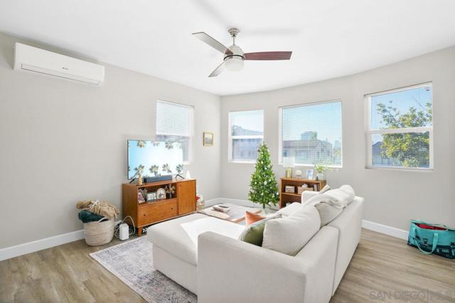 MLS #250035904SD image #15