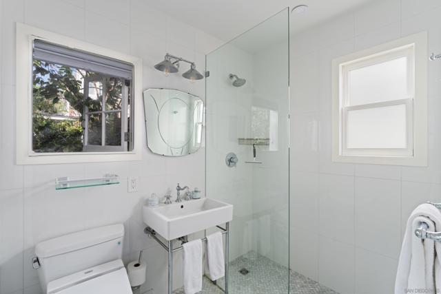 MLS #250035934SD image #22