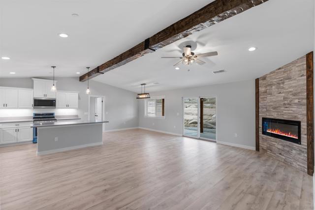 MLS #250036011SD image #23