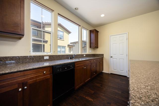 MLS #250036037SD image #6