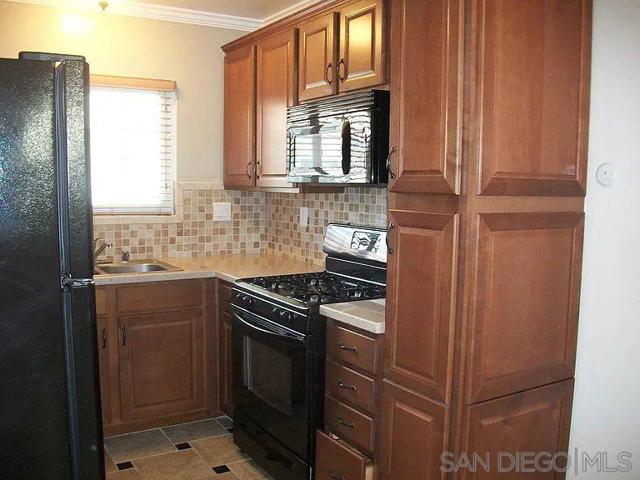 MLS #250036133SD image #7