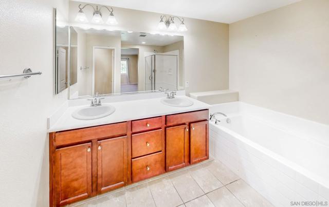 MLS #250036167SD image #21