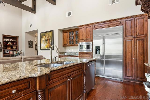 MLS #250036312SD image #12