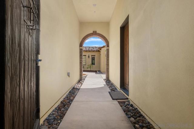 MLS #250036312SD image #4