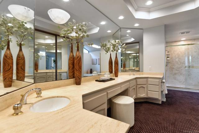 MLS #250036368SD image #16