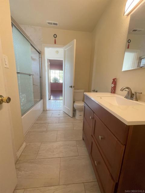 MLS #250036447SD image #8