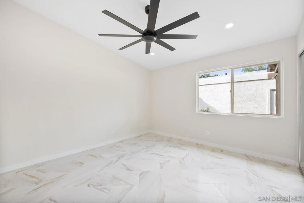 MLS #250036537SD image #22