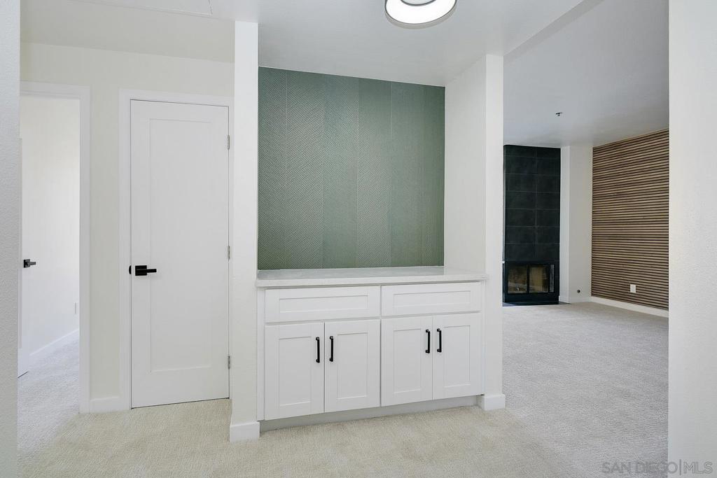 MLS #250036577SD image #16