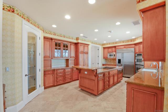 MLS #250036590SD image #17