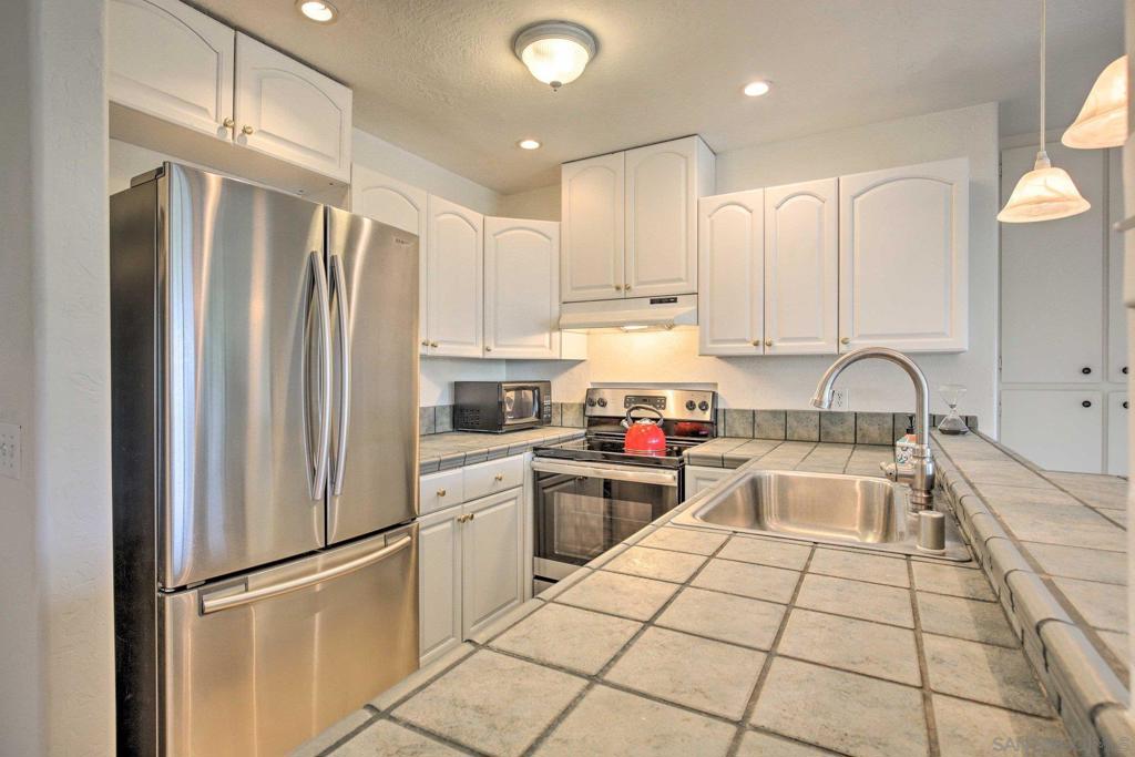 MLS #250036648SD image #11