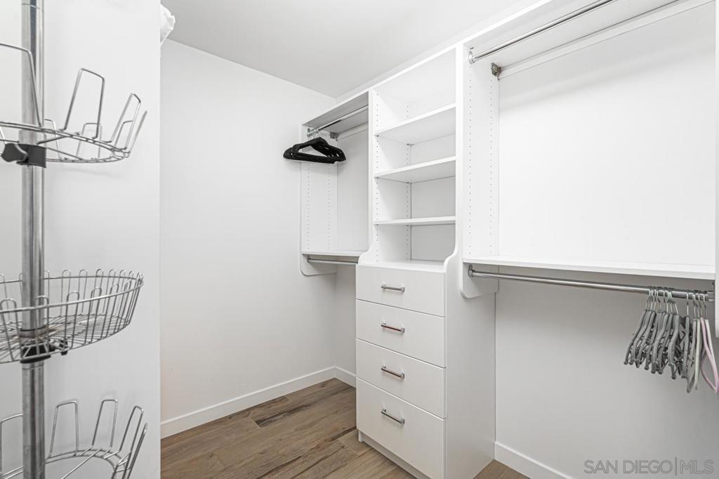 MLS #250036683SD image #27