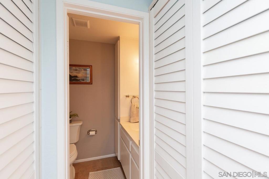 MLS #250036723SD image #10