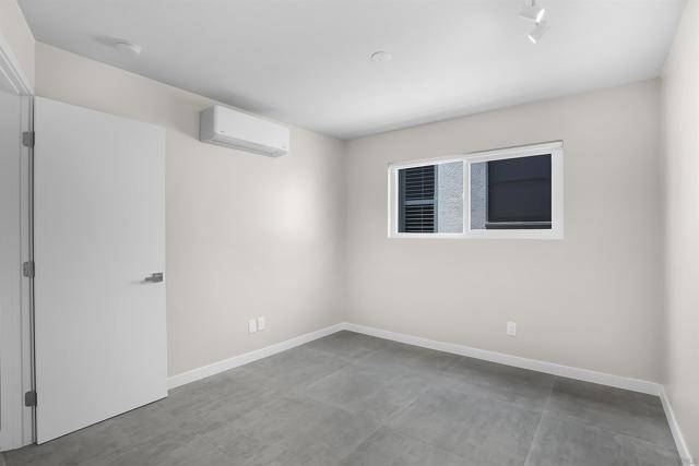 MLS #250036745SD image #19