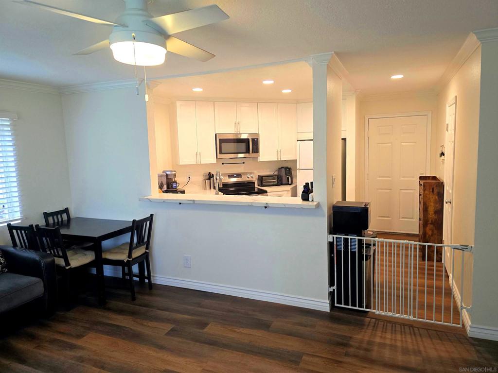 MLS #250036781SD image #4