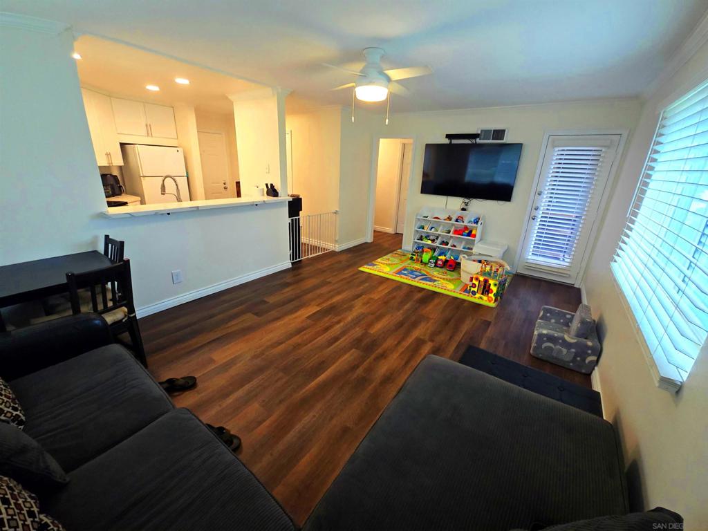 MLS #250036781SD image #7