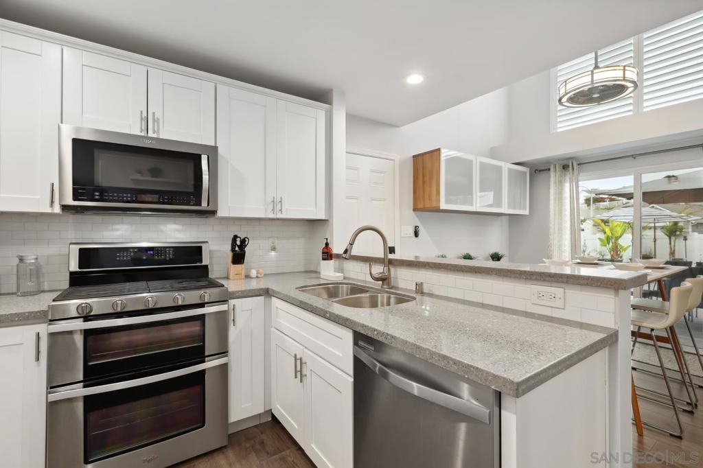 MLS #250036974SD image #12