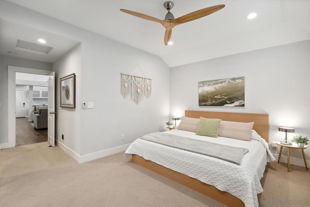 MLS #250036974SD image #16