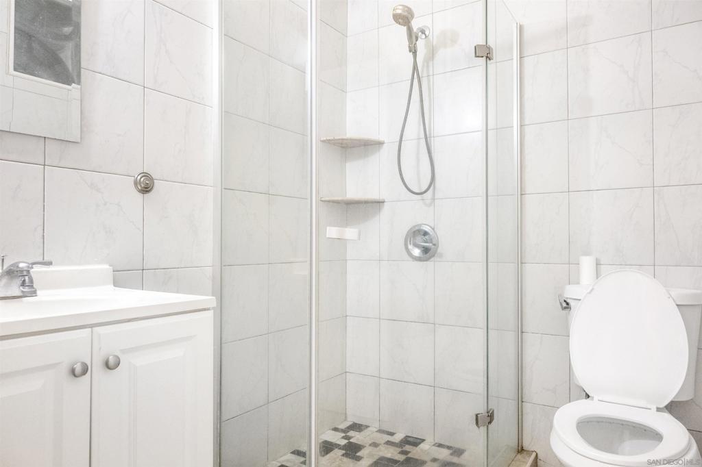 MLS #250036995SD image #11