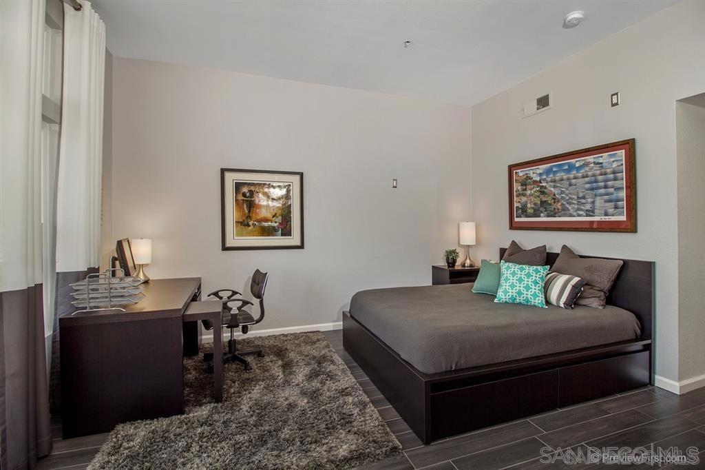 MLS #250037045SD image #13