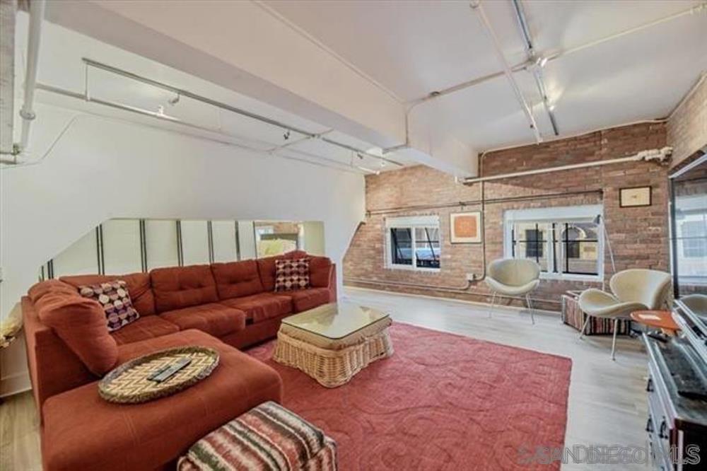 MLS #250037086SD image #3