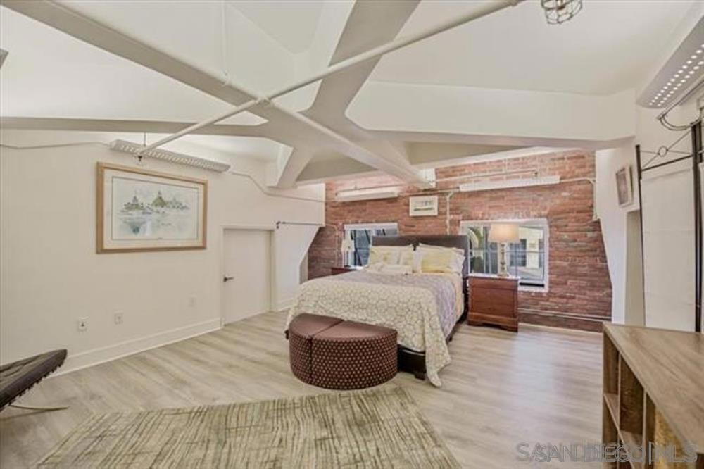 MLS #250037086SD image #6