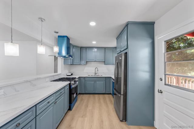 MLS #250037115SD image #2