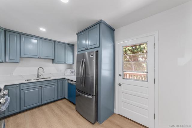 MLS #250037115SD image #3