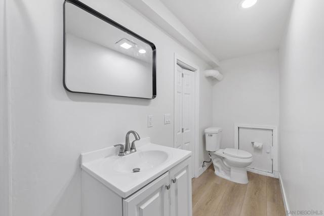 MLS #250037115SD image #33