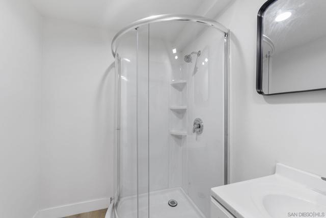 MLS #250037115SD image #34