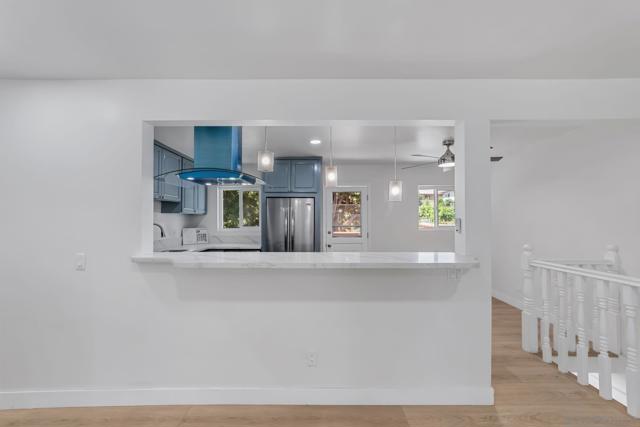 MLS #250037115SD image #4