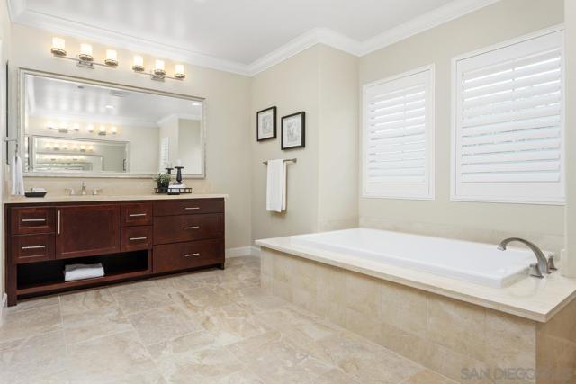 MLS #250037128SD image #28