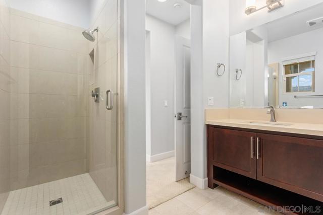 MLS #250037128SD image #34