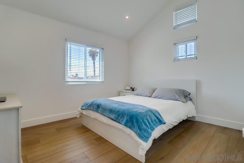 MLS #250037147SD image #12