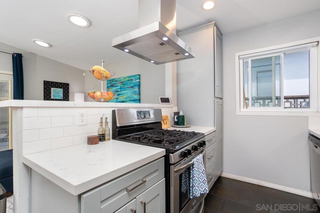 MLS #250037236SD image #11