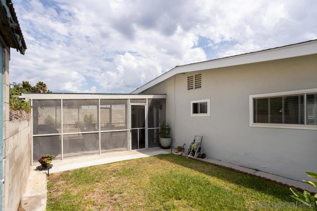 MLS #250037236SD image #38