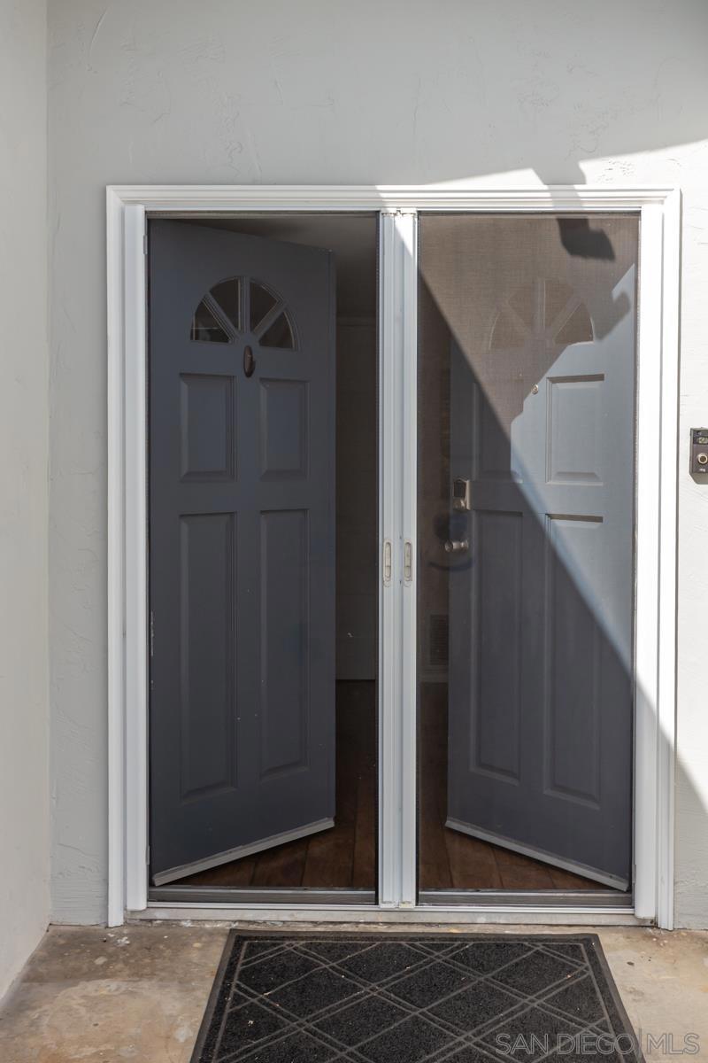 MLS #250037236SD image #4