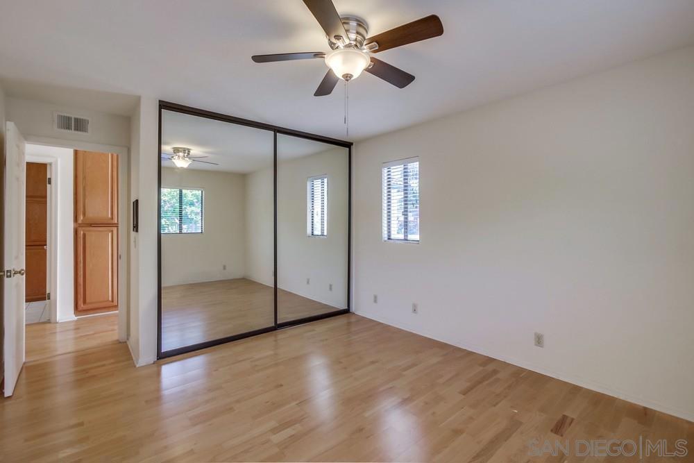 MLS #250037237SD image #33